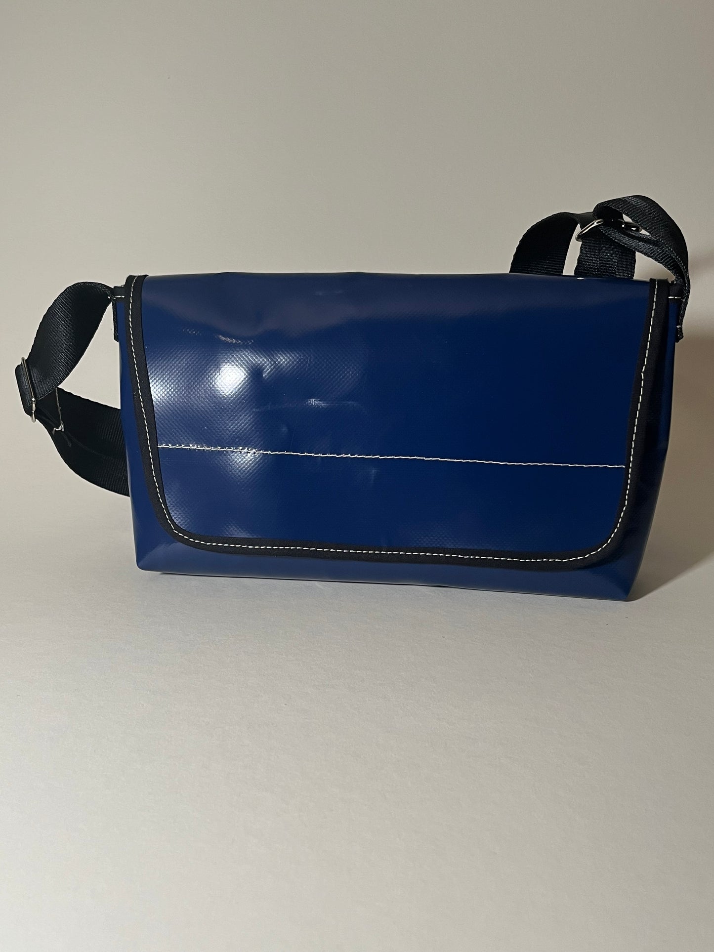 Messenger Bag 19_dl