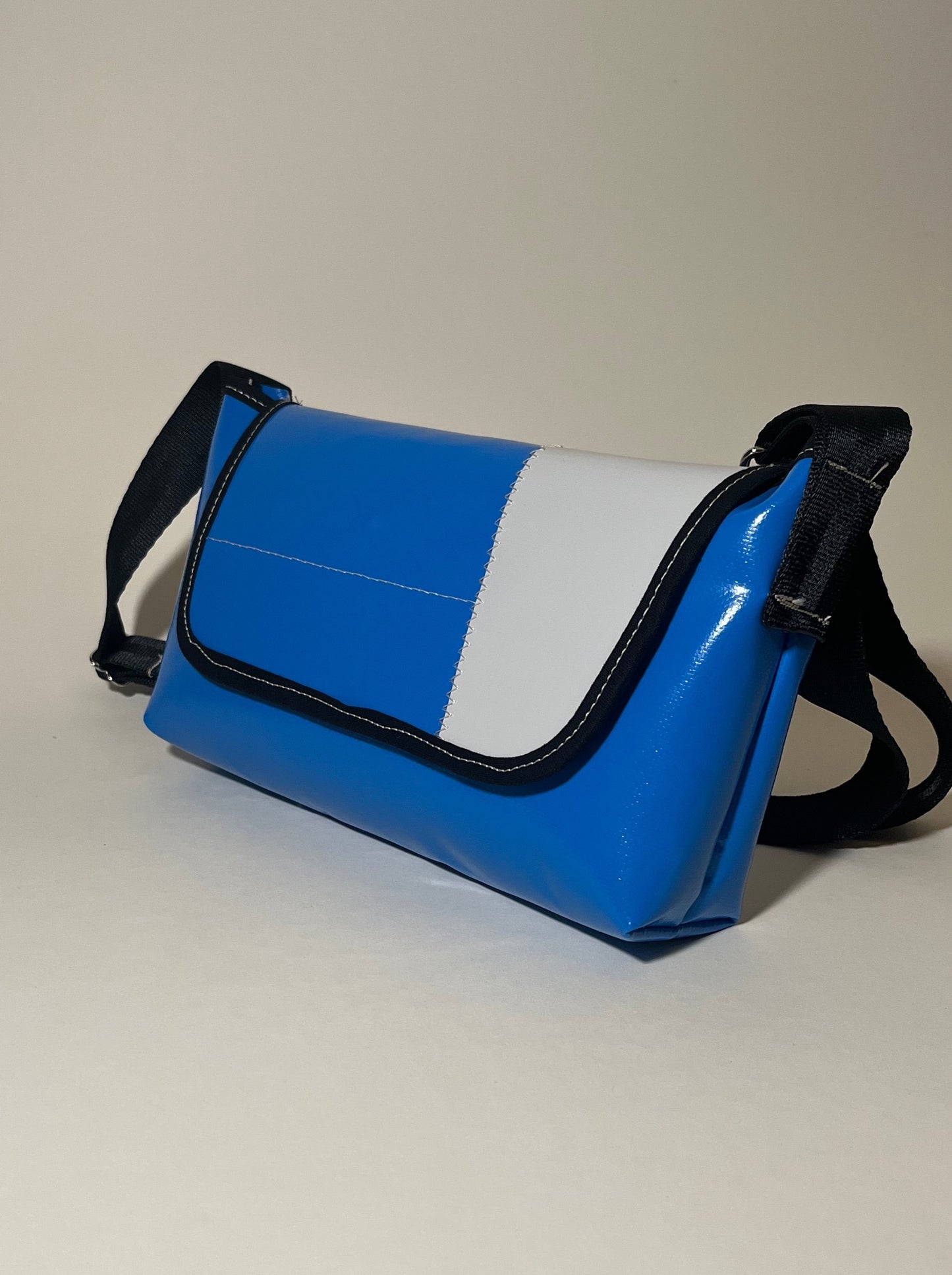 Messenger Bag 19_dl
