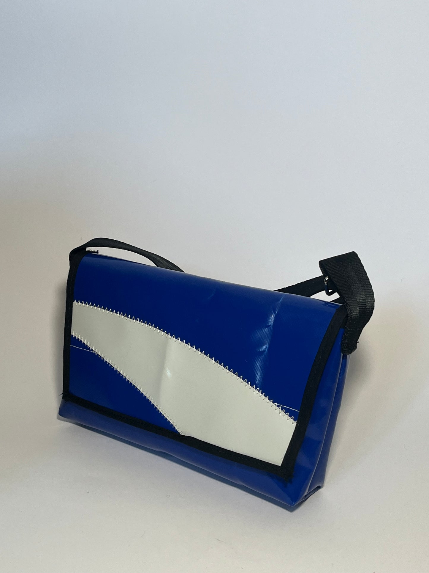 Messenger Bag 19_dl