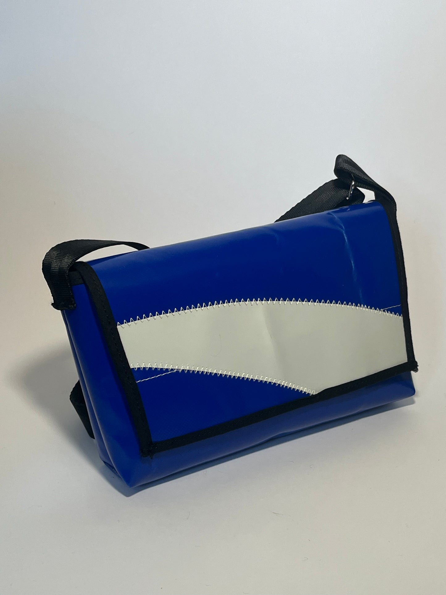 Messenger Bag 19_dl