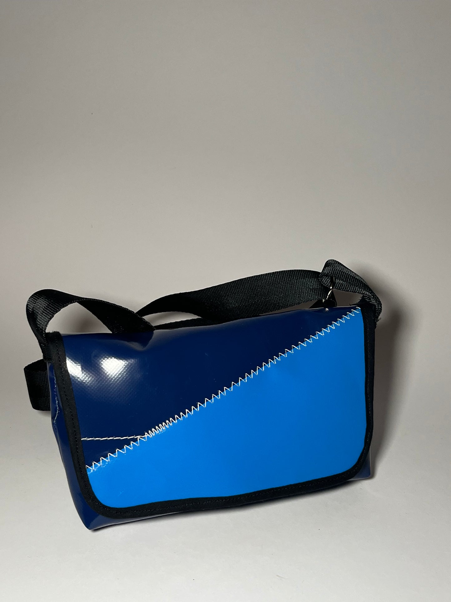 Messenger Bag 12_dl