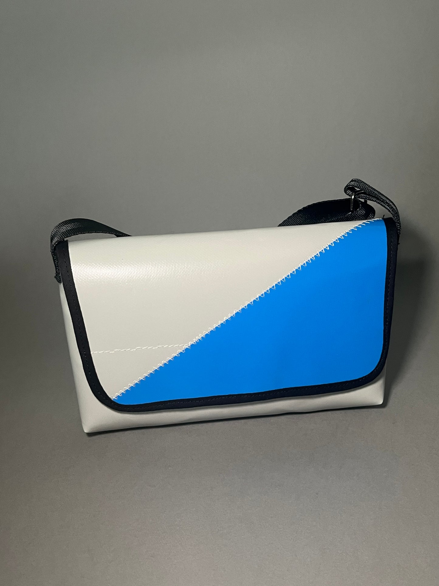 Messenger Bag 19_dl
