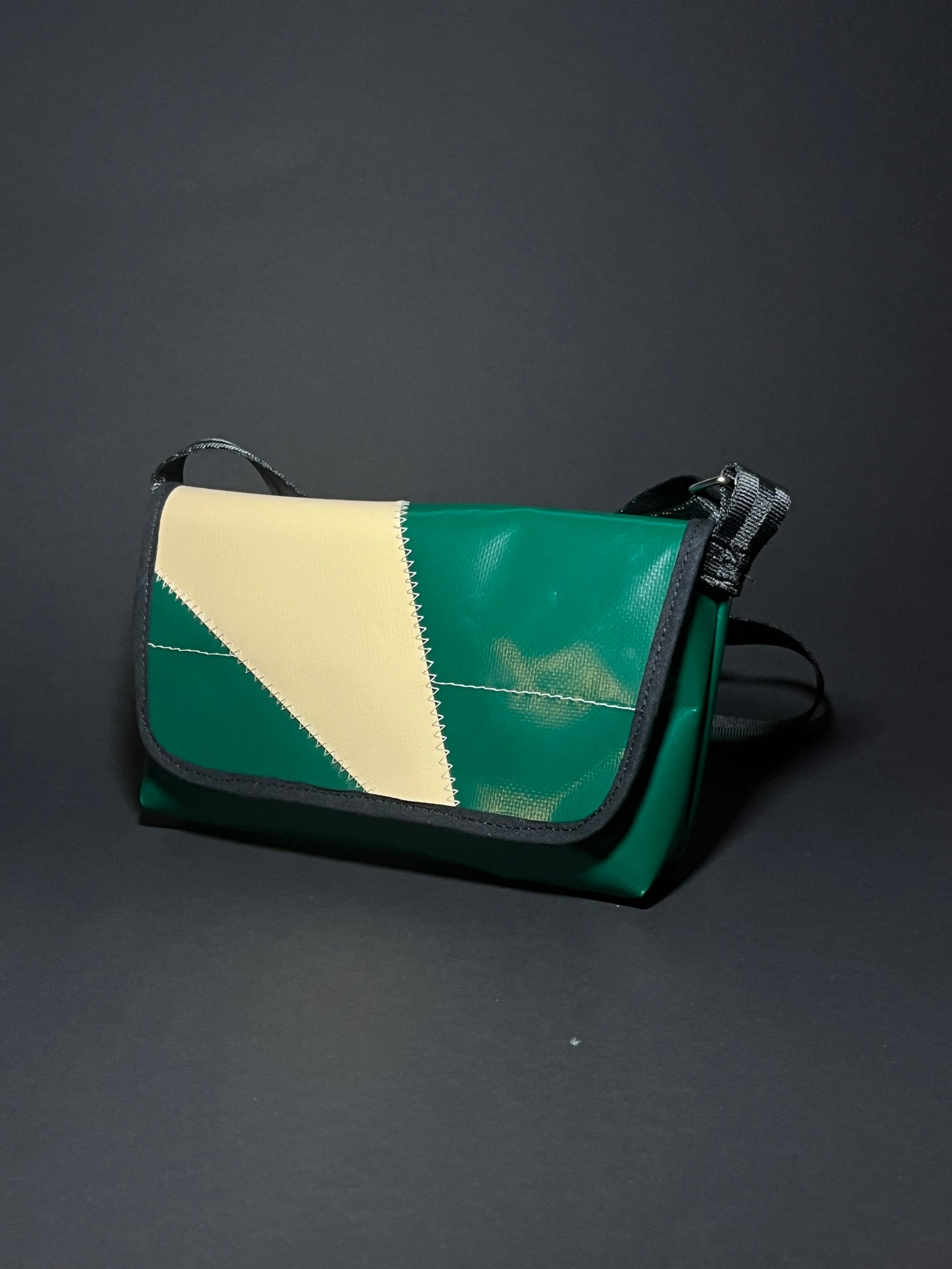Messenger Bag 12_dl