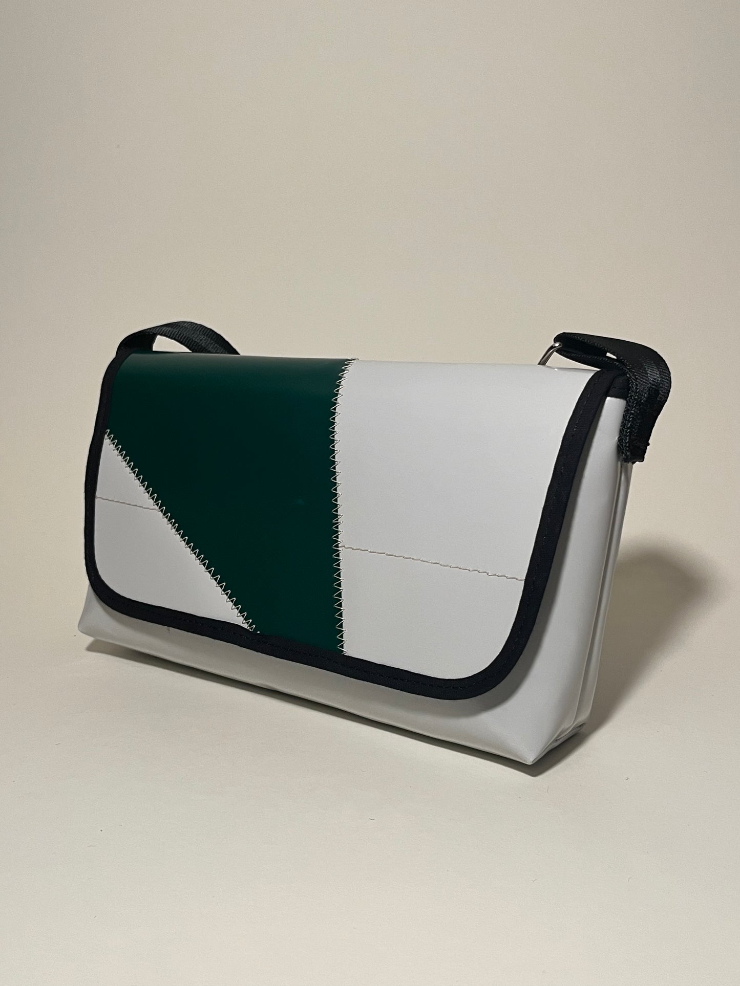 Messenger Bag 19_dl