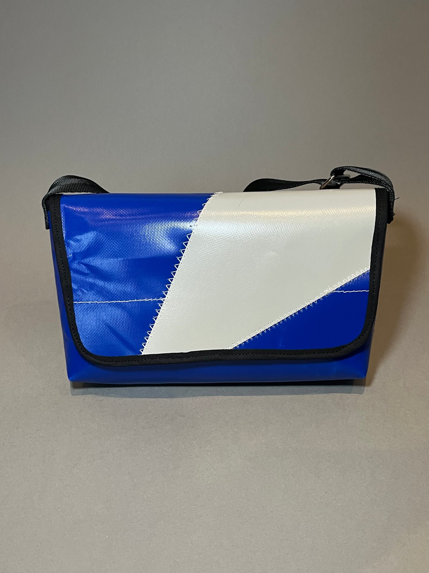 Messenger Bag 19_dl