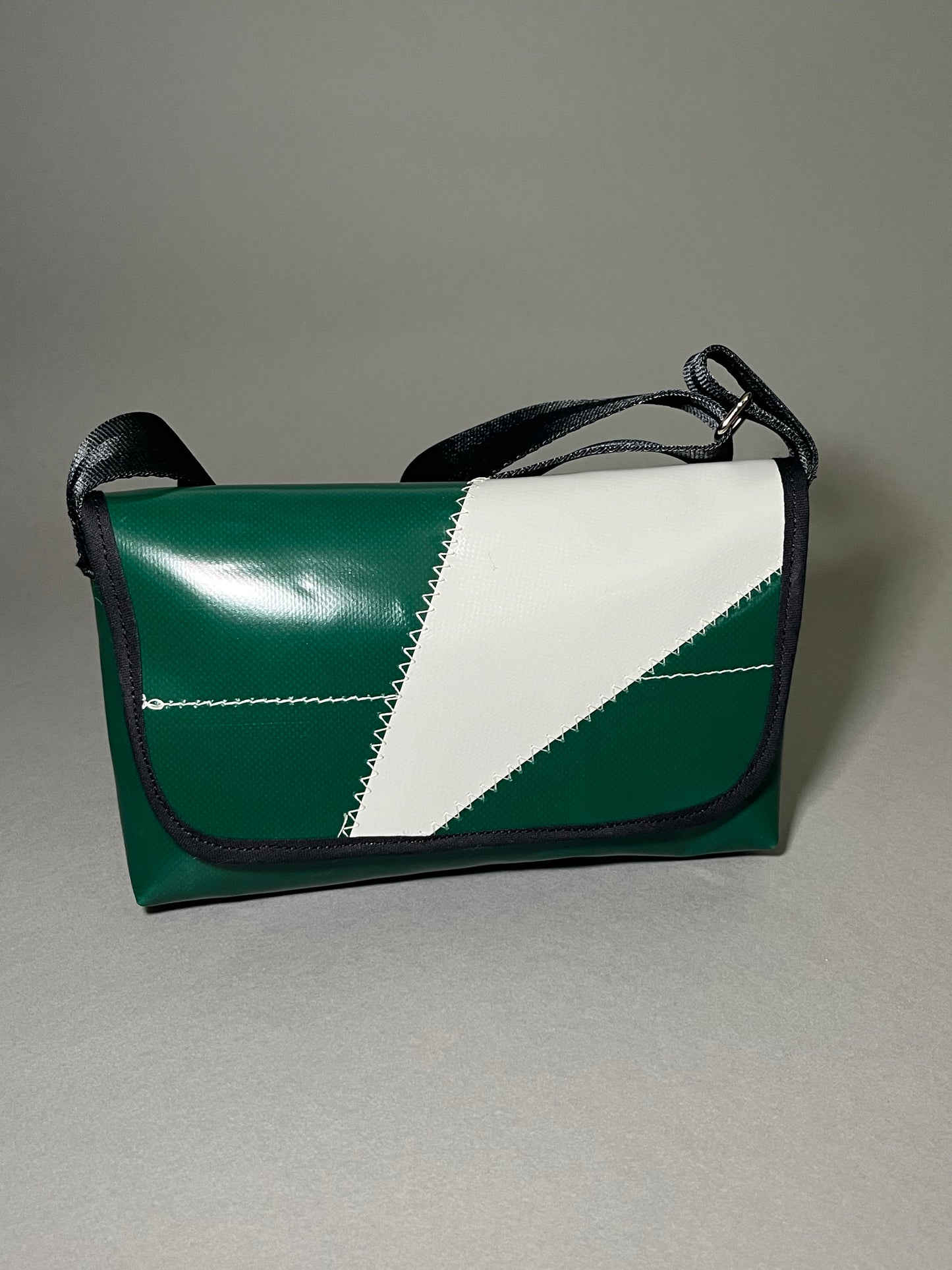 Messenger Bag 12_dl