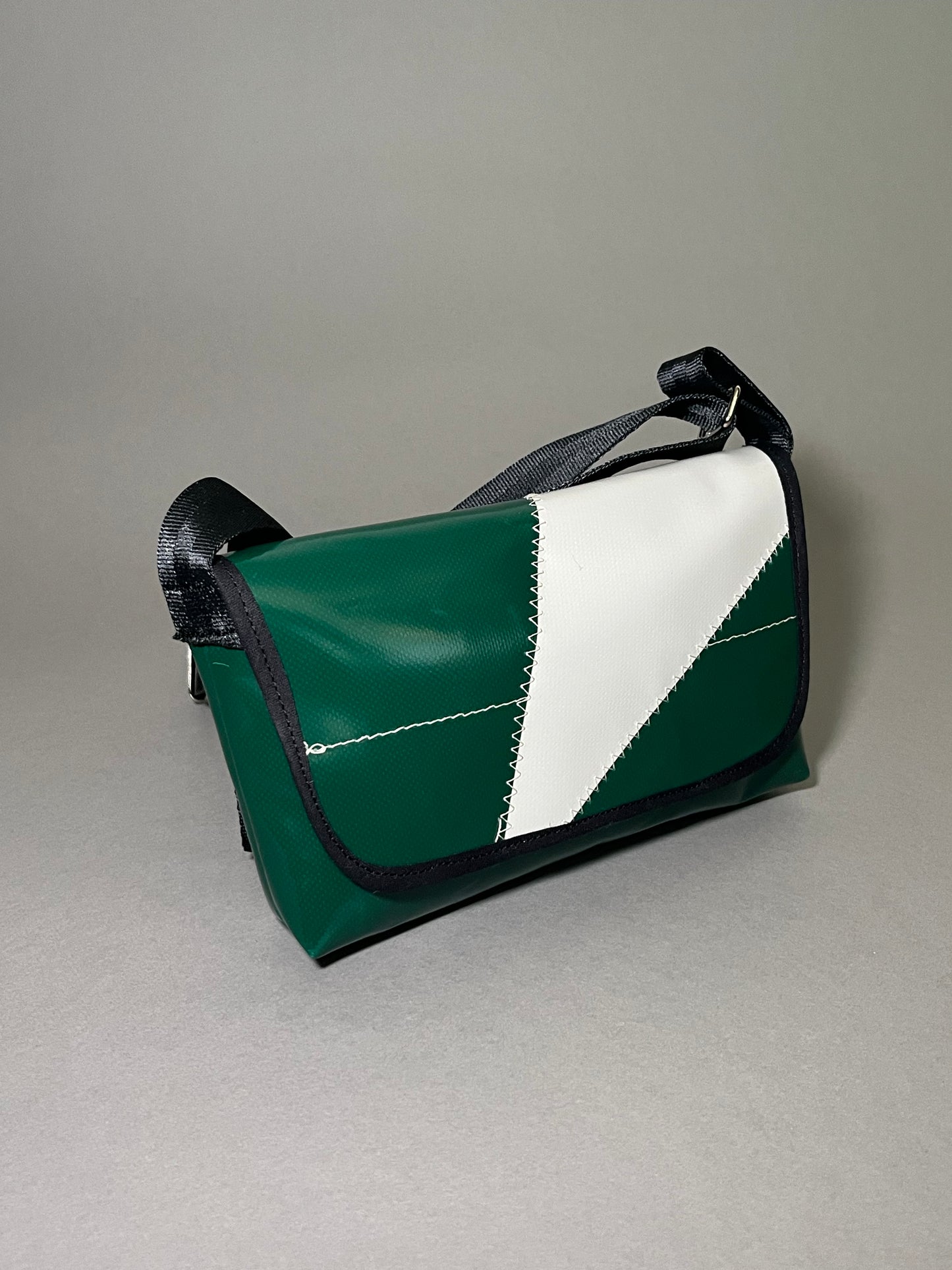 Messenger Bag 12_dl