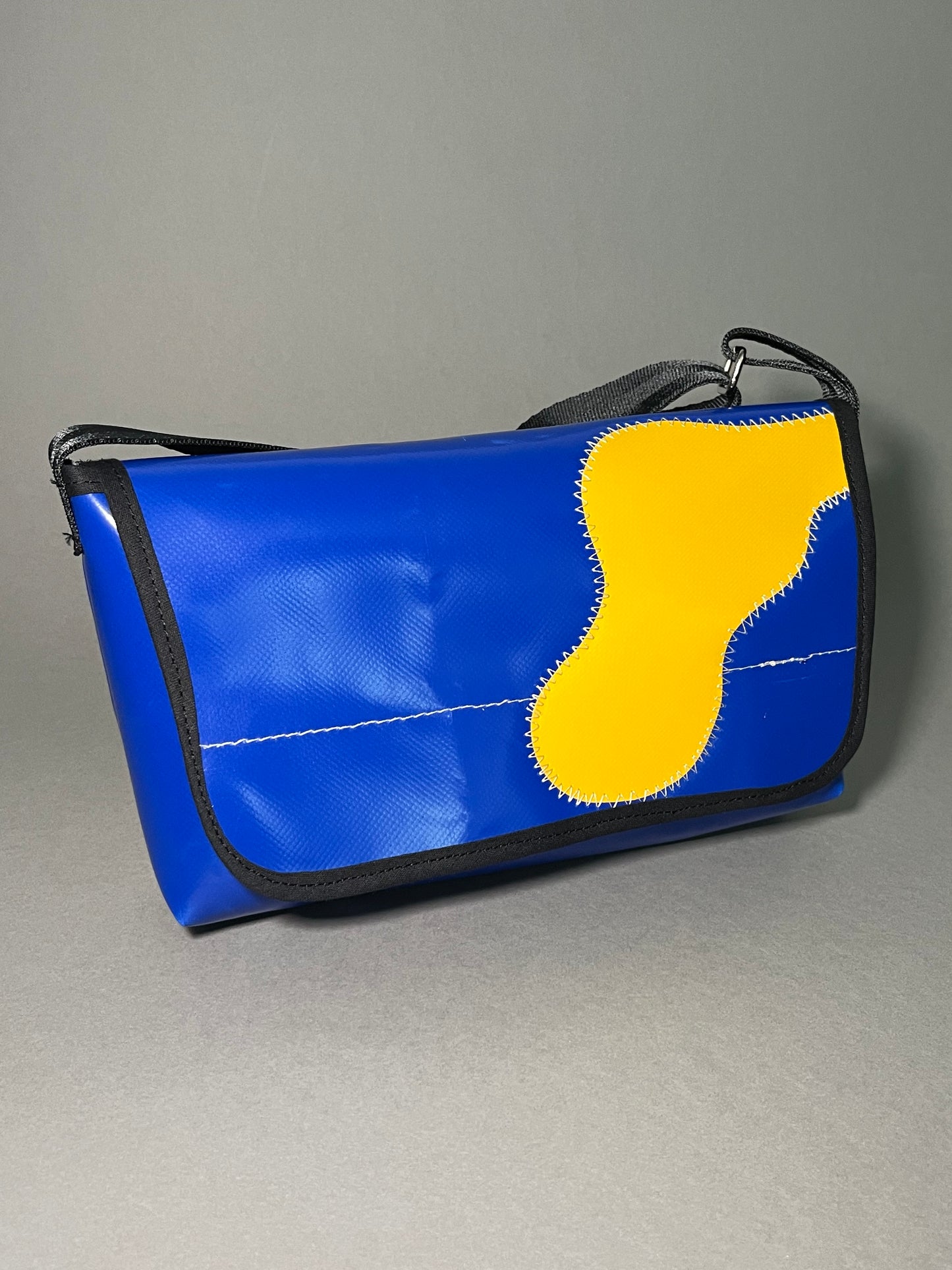 Messenger Bag 19_dl