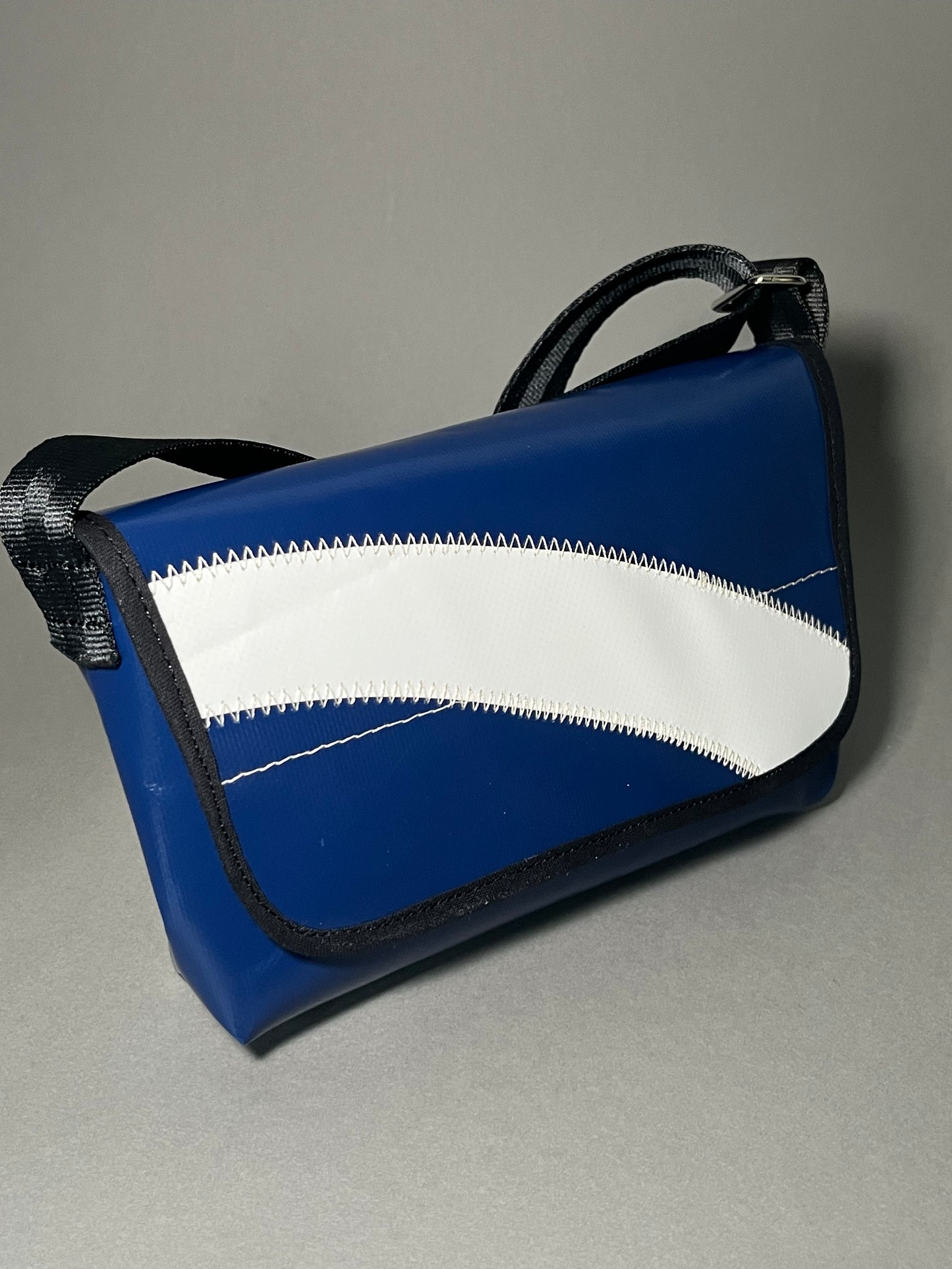 Messenger Bag 12_dl